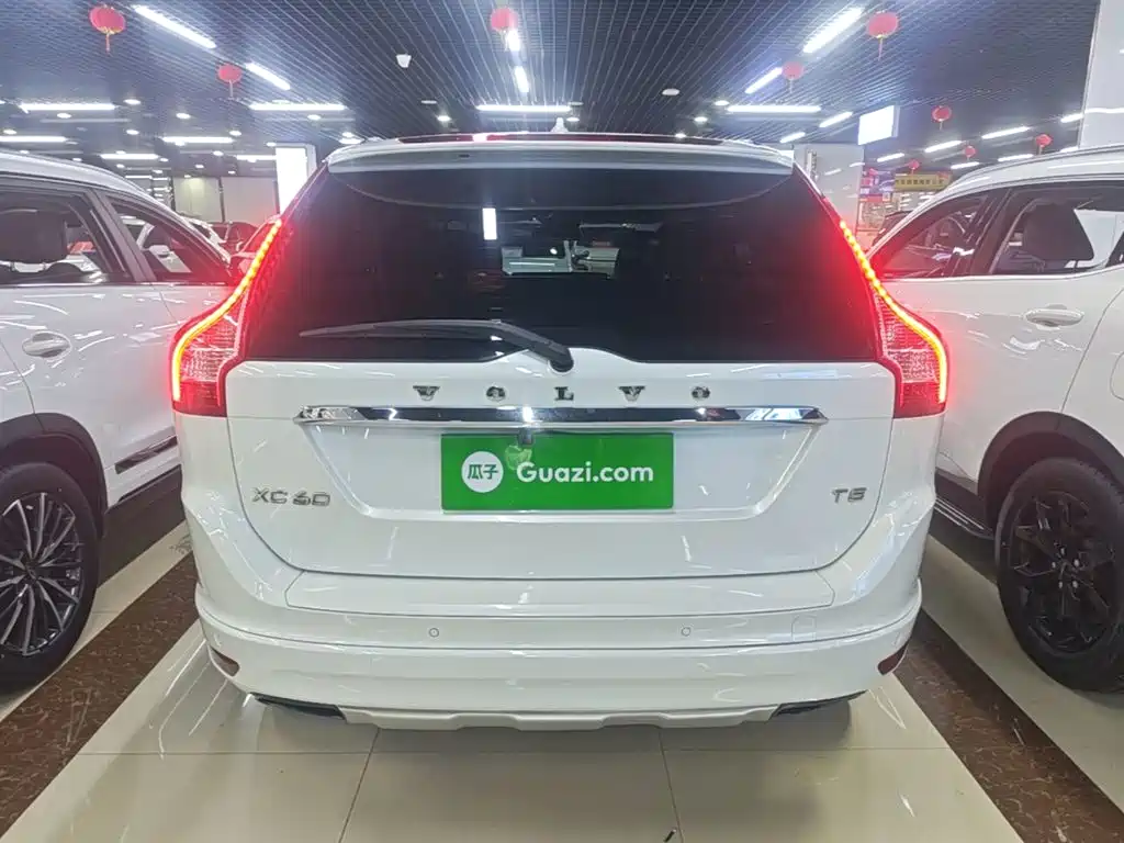 Volvo XC60 — миниатюра 6