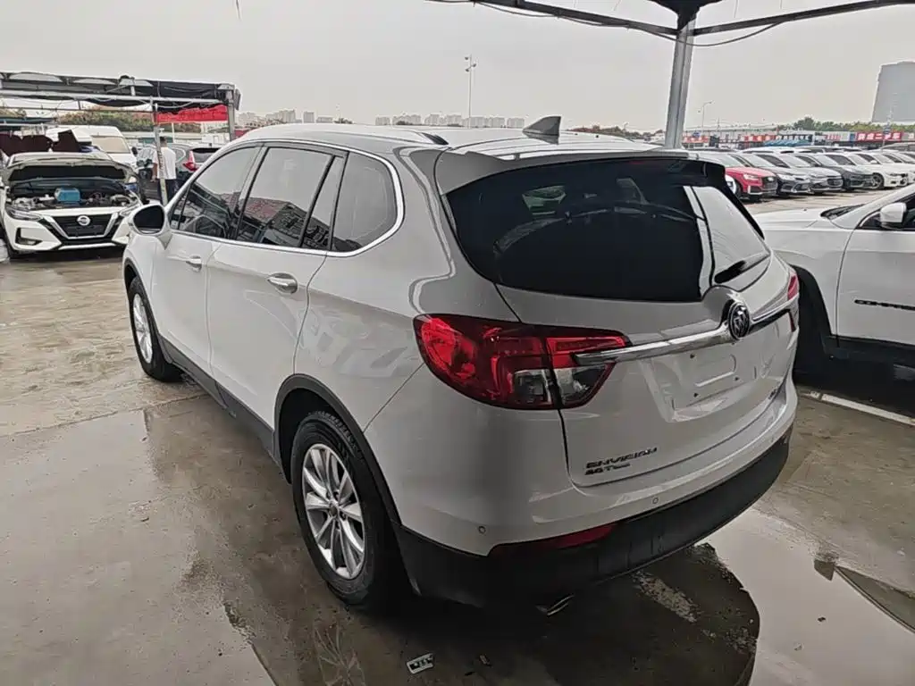 Buick Envision Plus — миниатюра 5