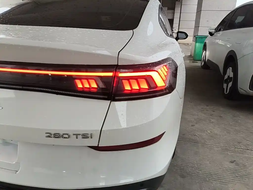 Volkswagen Lamando — миниатюра 8
