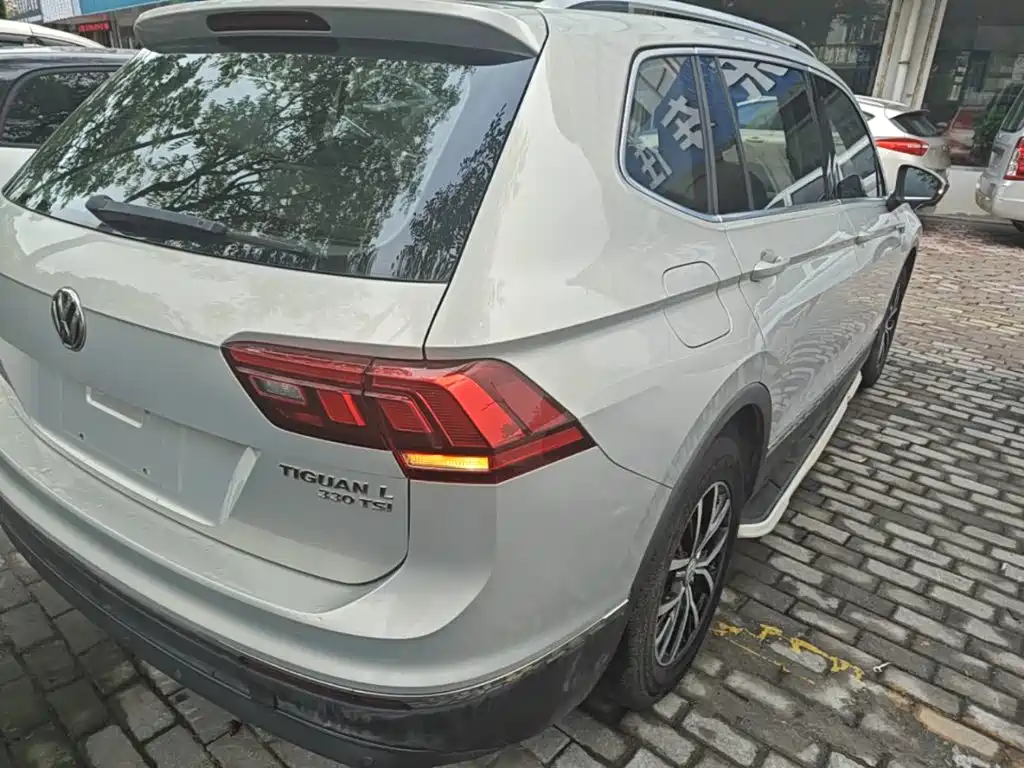 Volkswagen Tiguan L — миниатюра 8