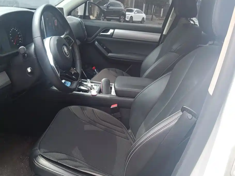 BYD Tang — миниатюра 9