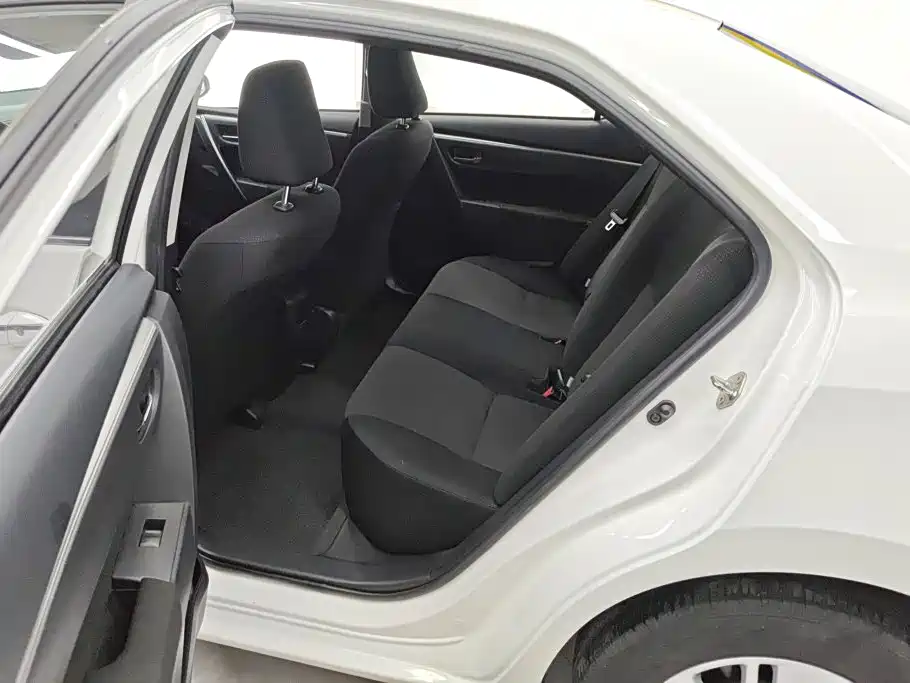 Toyota Corolla — миниатюра 11