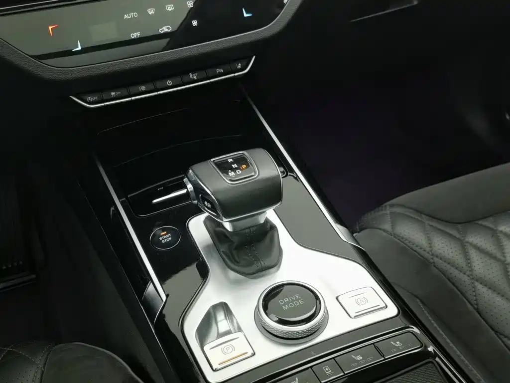 Hongqi Hongqi HS5 — миниатюра 13