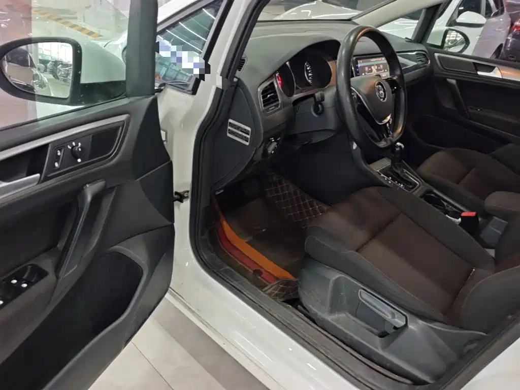 Volkswagen Golf Sportsvan — миниатюра 16