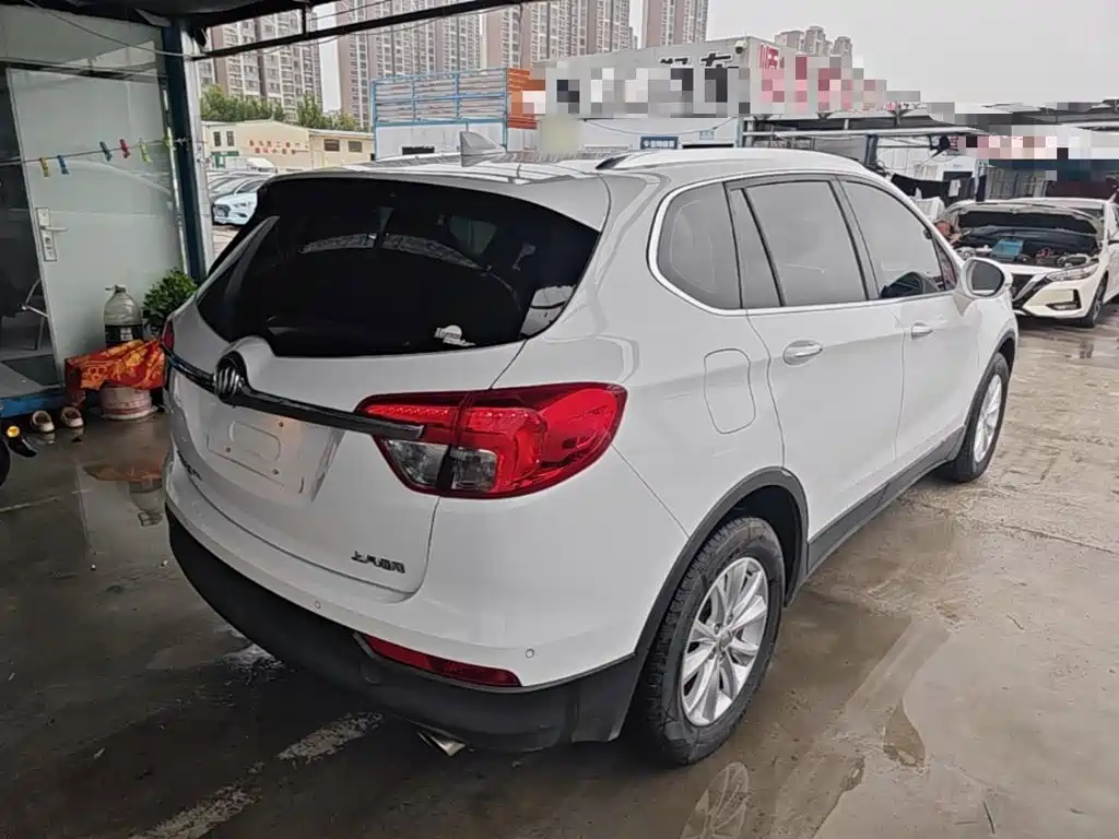 Buick Envision Plus — миниатюра 7