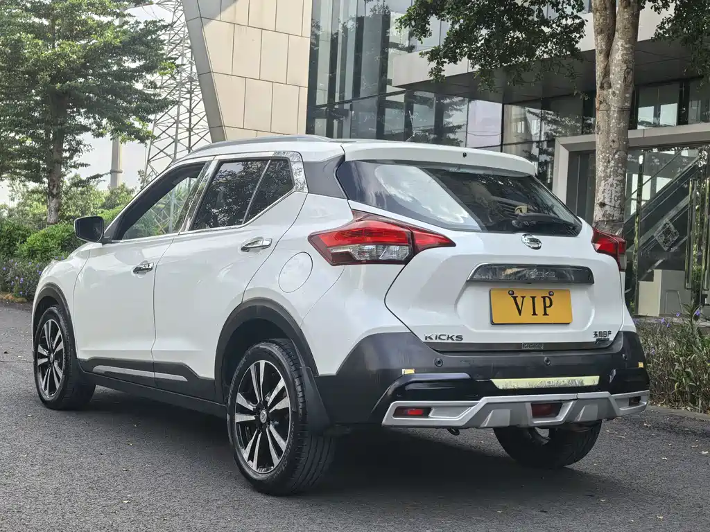 Nissan Kicks — миниатюра 8
