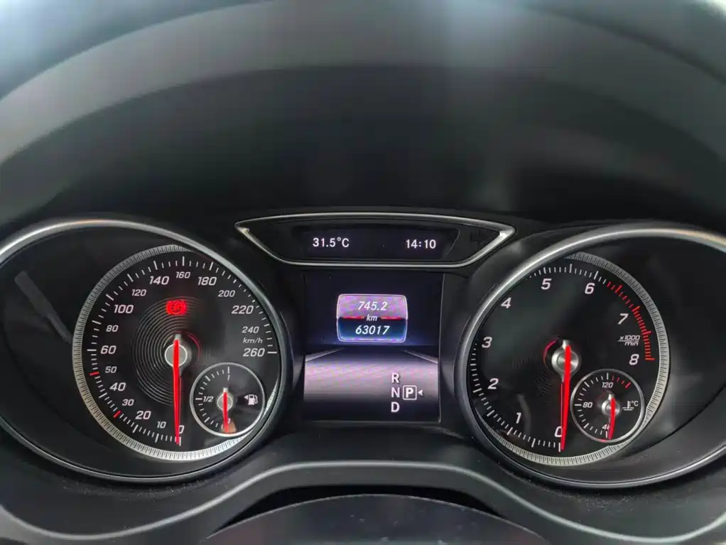 Mercedes-Benz GLA — миниатюра 21