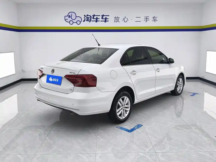 Volkswagen Jetta — миниатюра 3