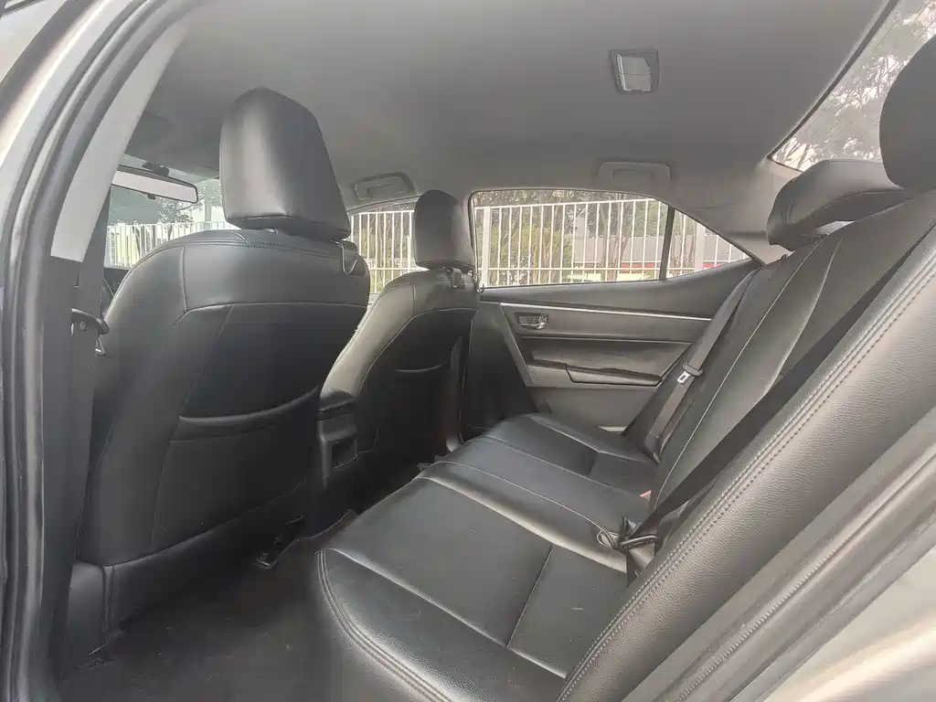 Toyota Corolla — миниатюра 15