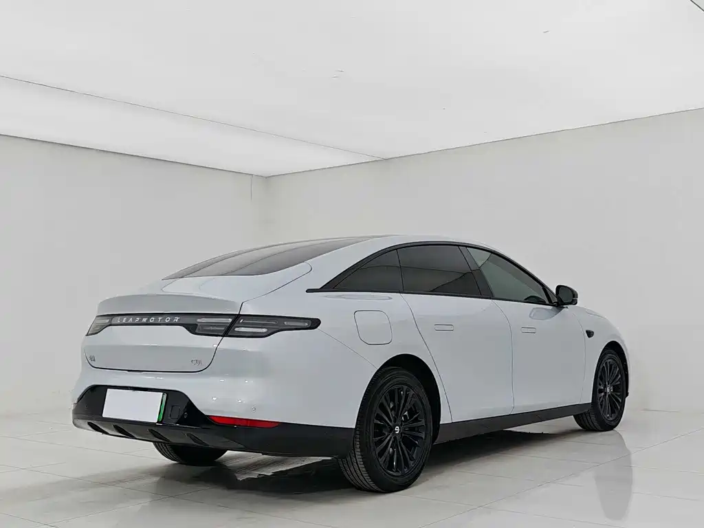 ZERO-RUNNING CAR ZERO RUN C01