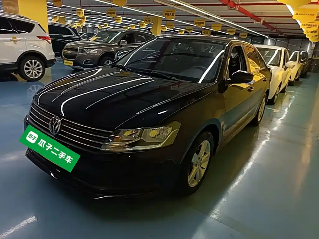 Volkswagen Lavida — миниатюра 2