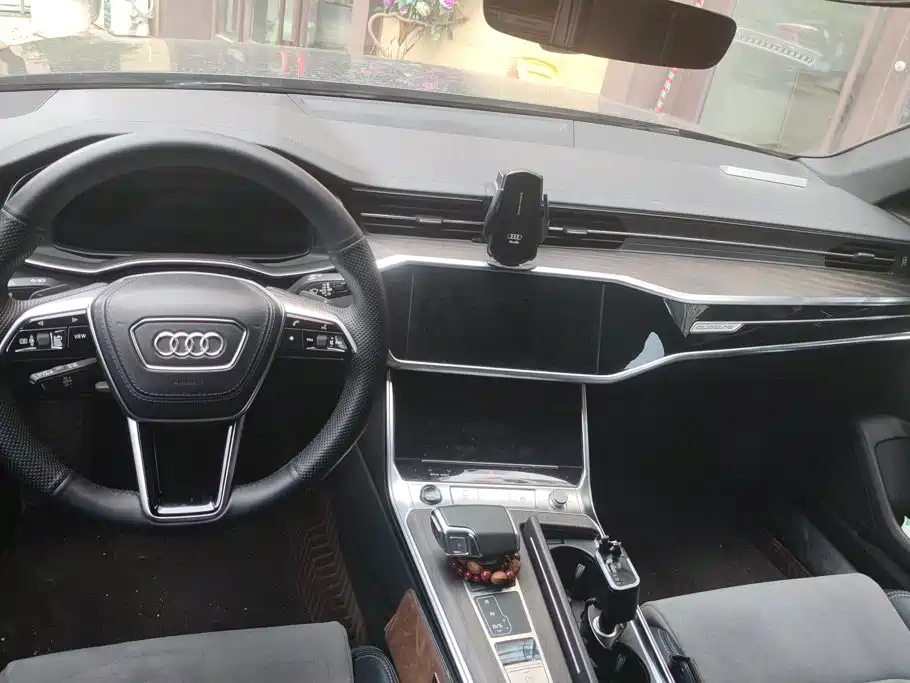 Audi A6L — миниатюра 12