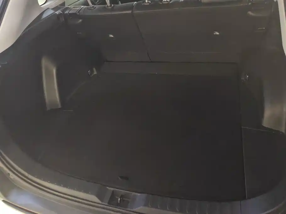 Toyota RAV4 — миниатюра 4