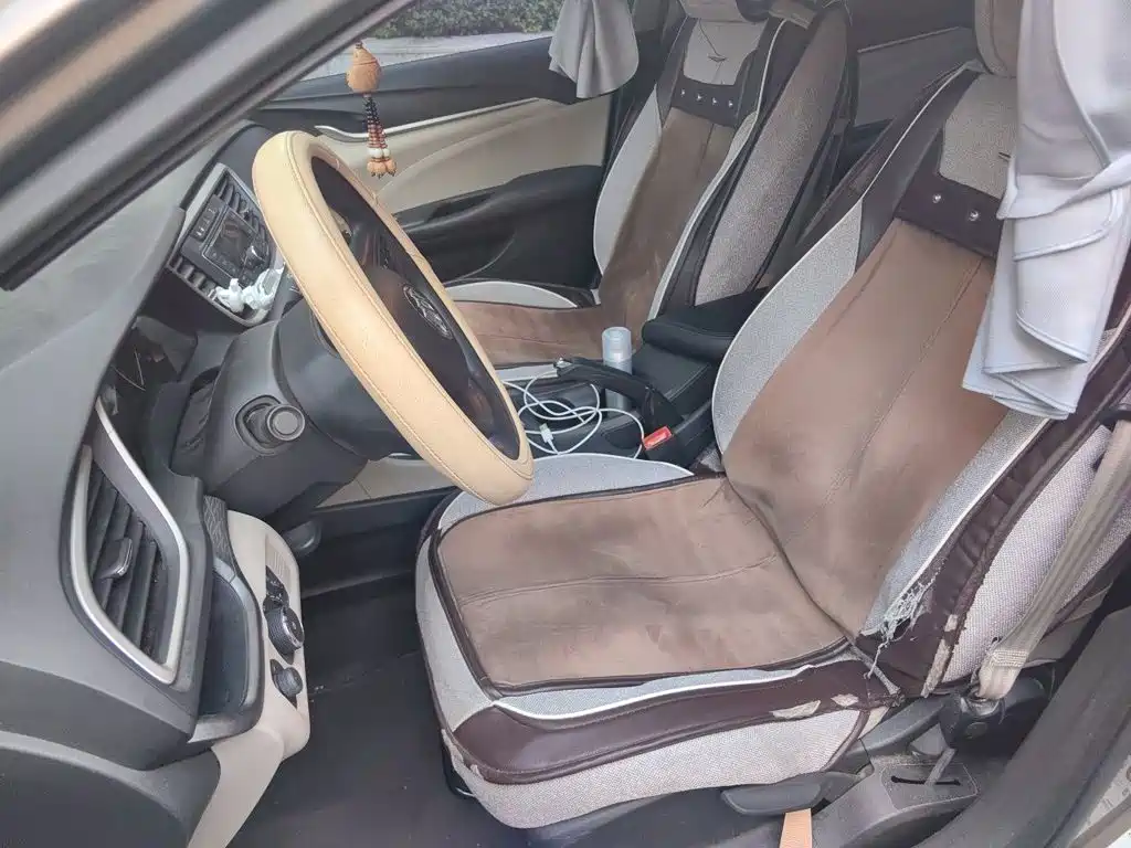 Buick Excelle — миниатюра 8