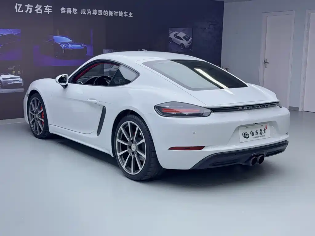 Porsche 718 - фото 12