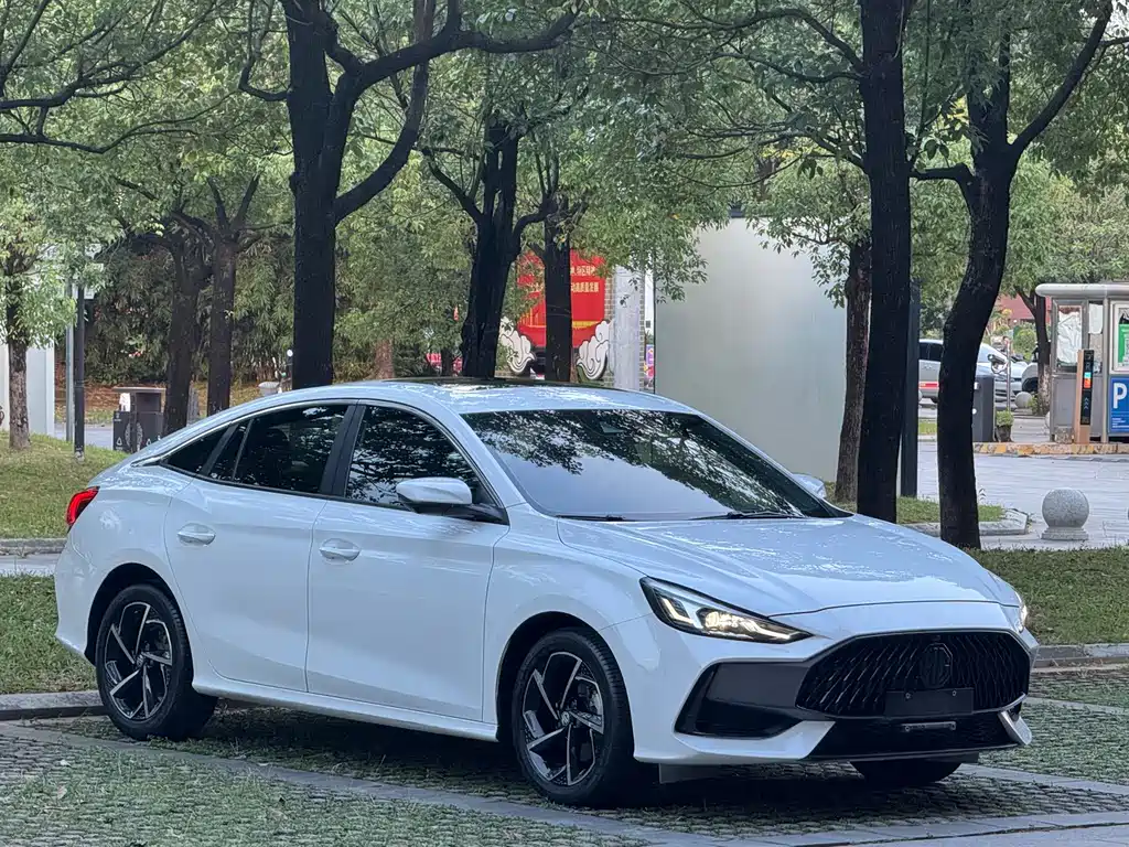 MG MG5 — миниатюра 3