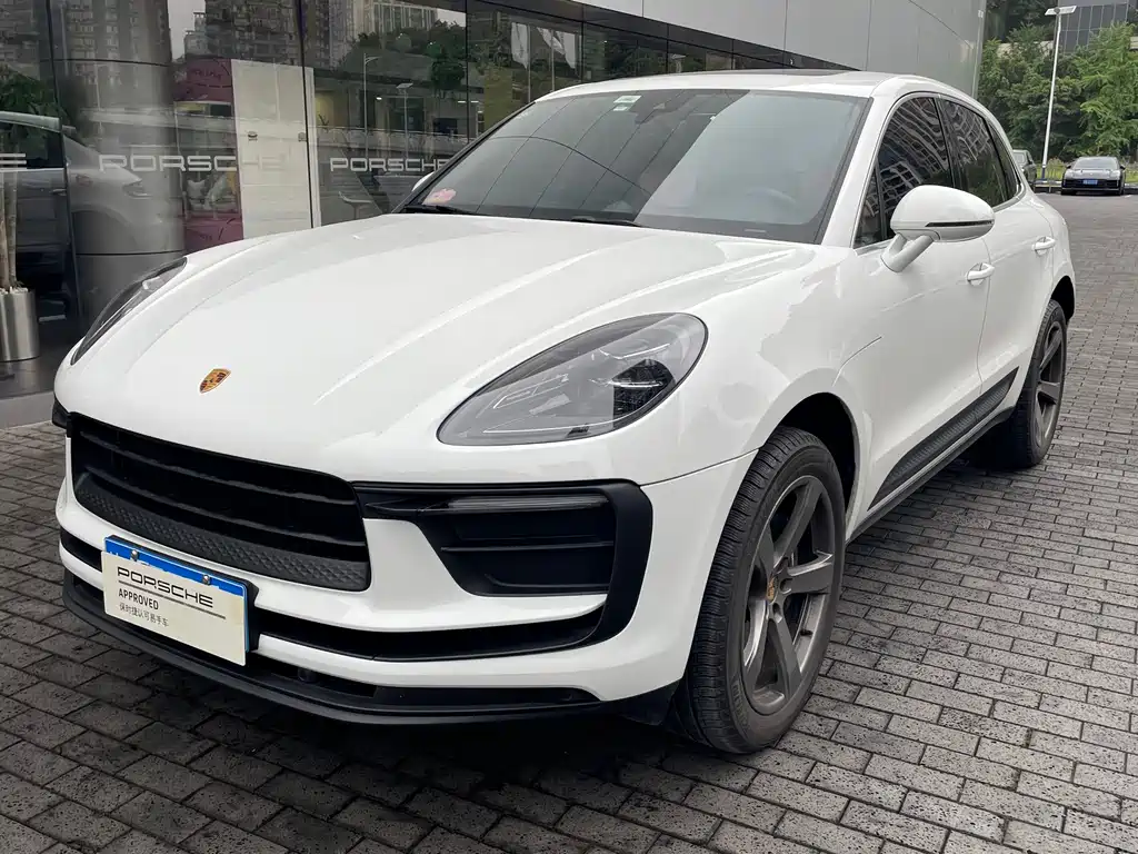 Porsche Macan 2025