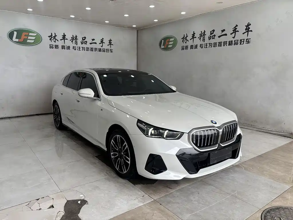 BMW 5 Series 5 2024 525Li M Sport