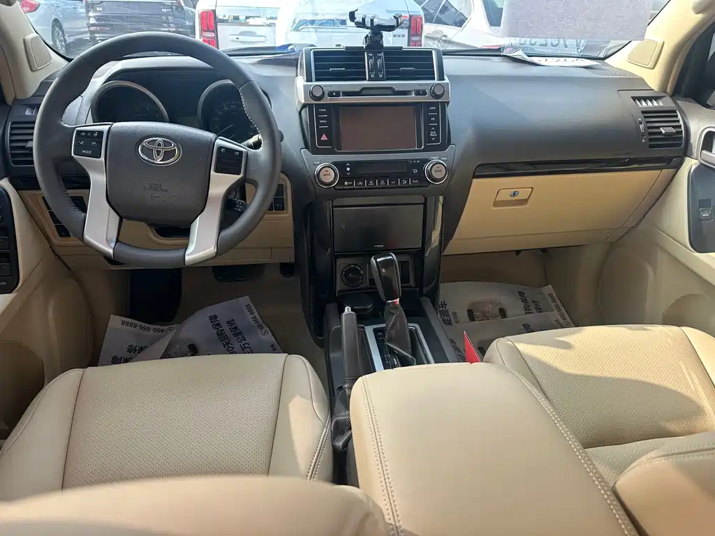 Toyota Prado (Import) — миниатюра 10