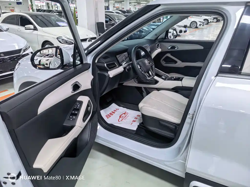 BYD Yuan UP — миниатюра 8