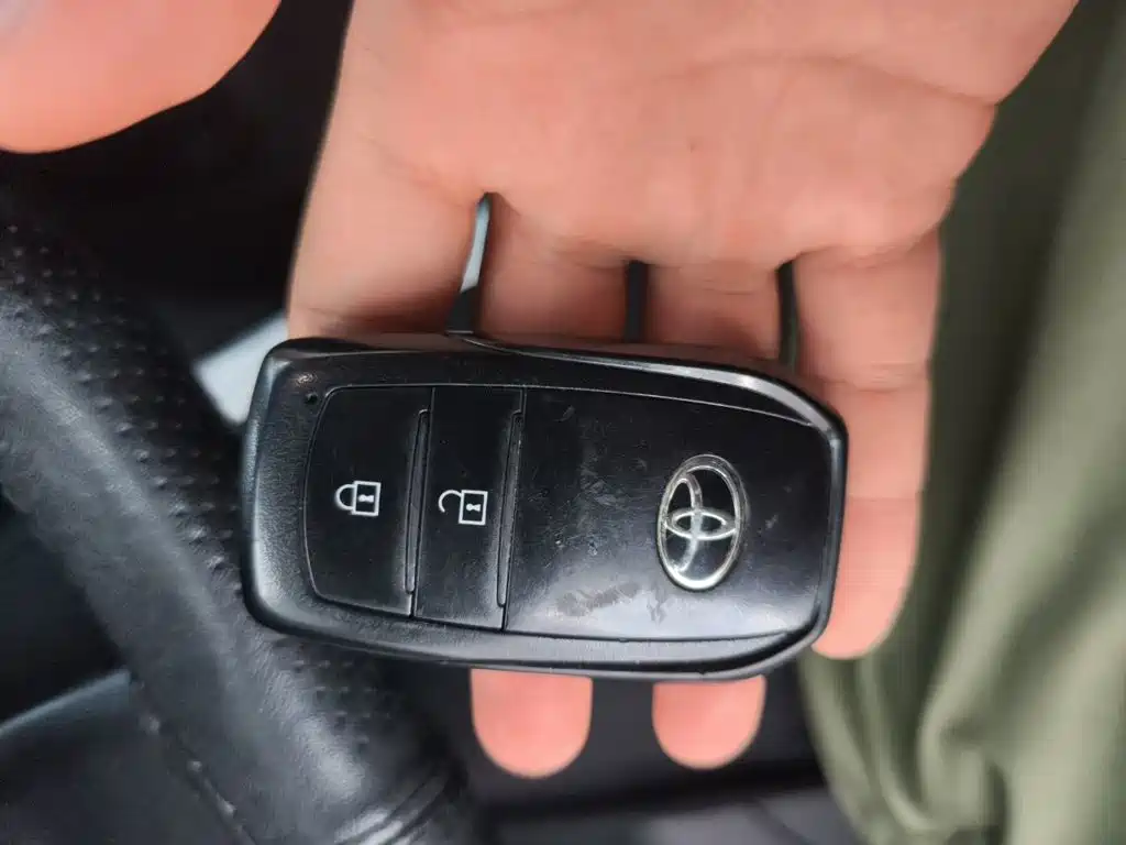 Toyota bZ3 — миниатюра 12