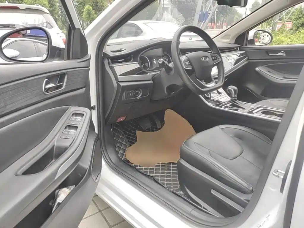 Chery Arrizo 5 — миниатюра 16