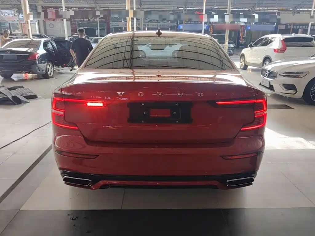 Volvo S60 — миниатюра 6