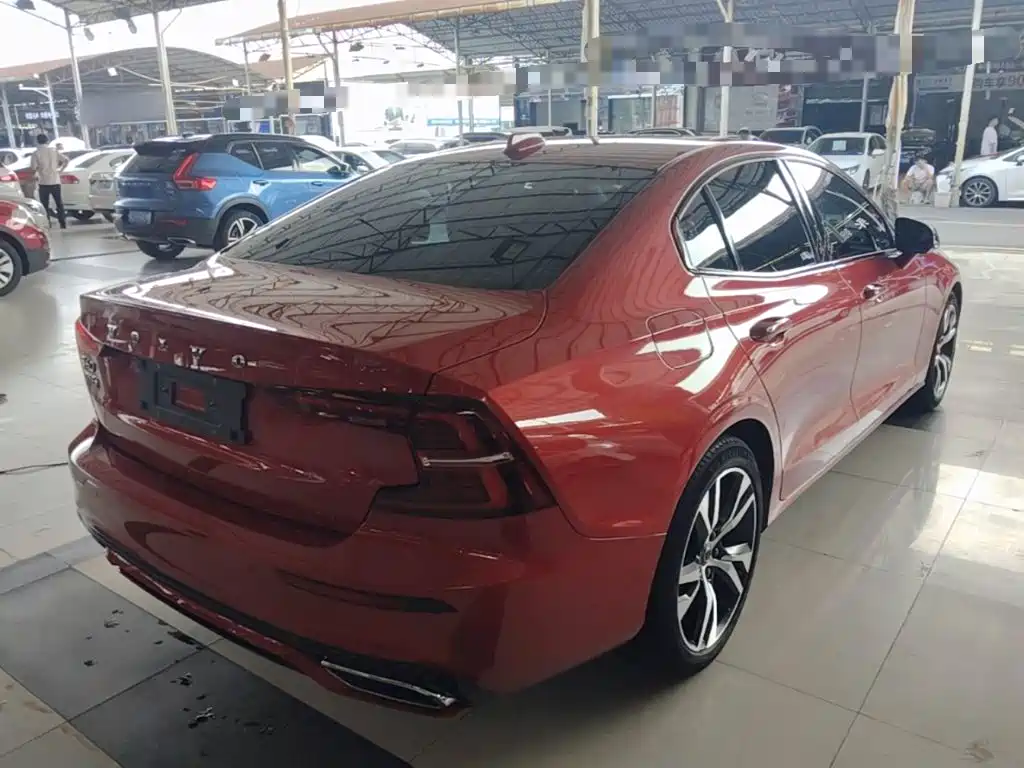Volvo S60 — миниатюра 7