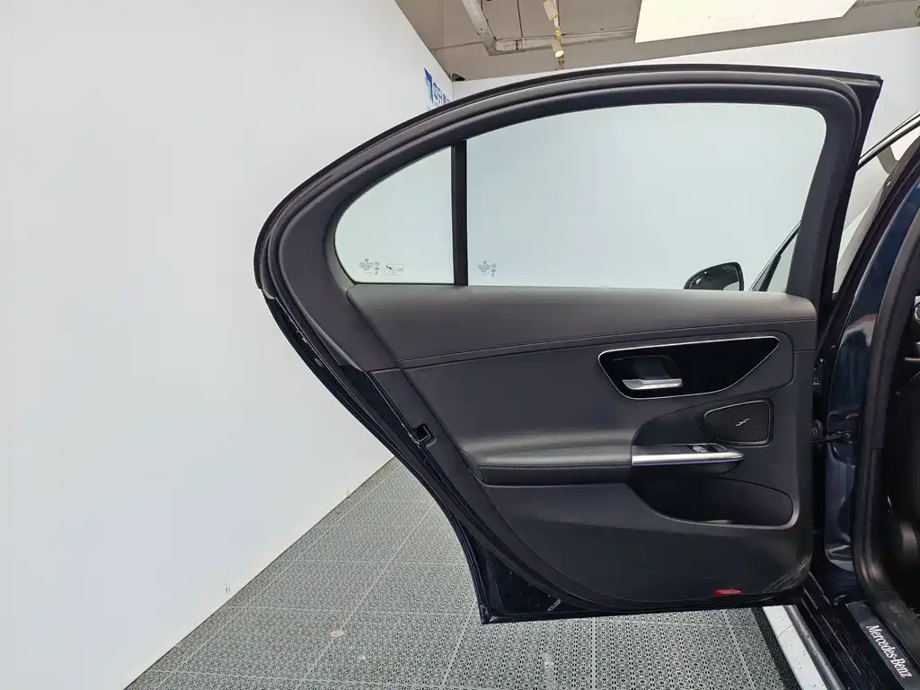 Mercedes-Benz C-Class New Energy — миниатюра 14