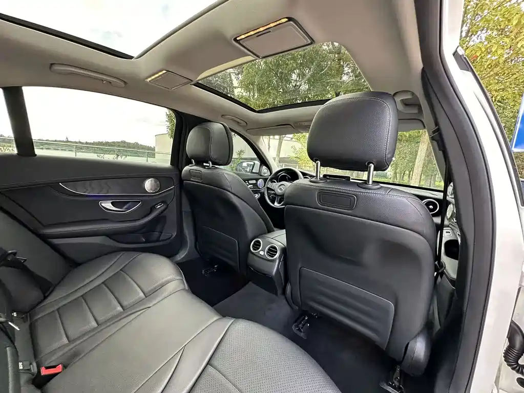 Mercedes-Benz C-Class — миниатюра 37