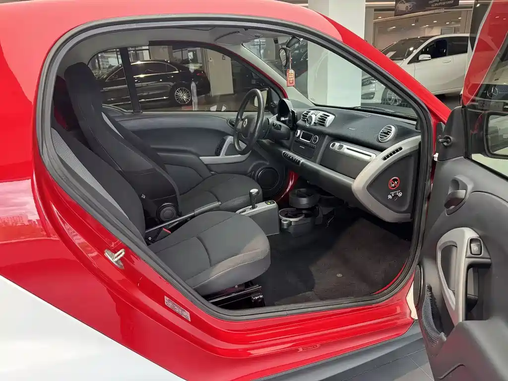 smart Smart Fortwo — миниатюра 14