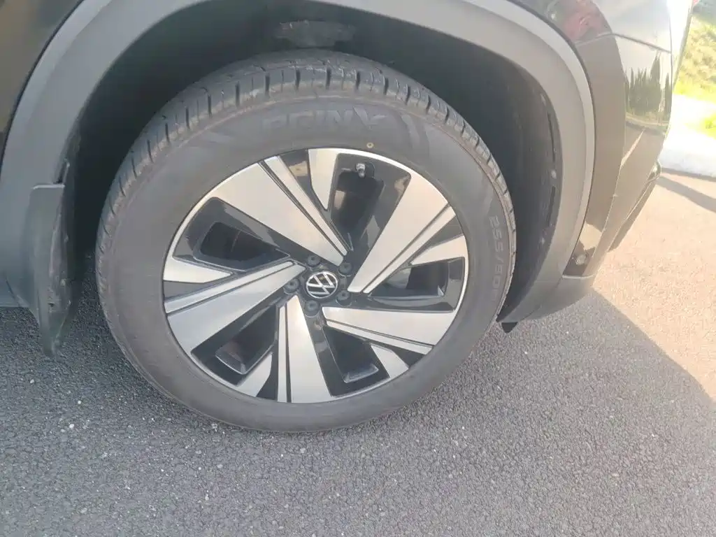 Volkswagen Teramont — миниатюра 8