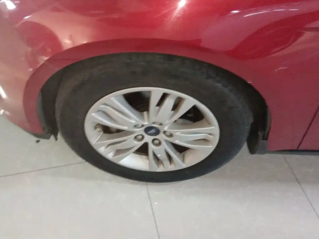 Ford Focus — миниатюра 23