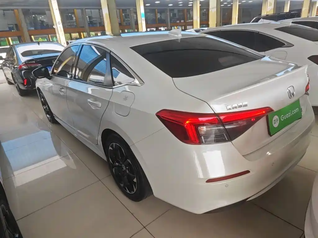 Honda Civic — миниатюра 5