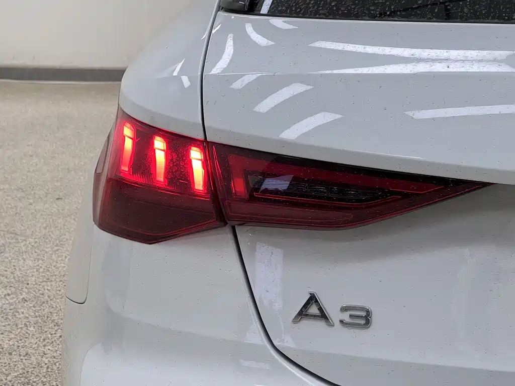 Audi A3 2023 Sportback 35 TFSI Fashion Sport