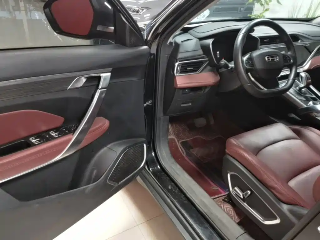 Geely Boyue — миниатюра 16