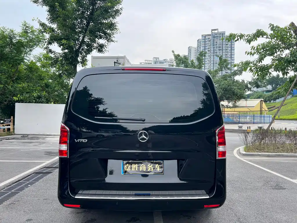MERCEDES-BENZ VITO