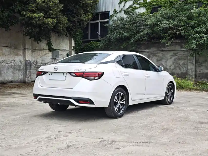 Nissan Sylphy — миниатюра 7
