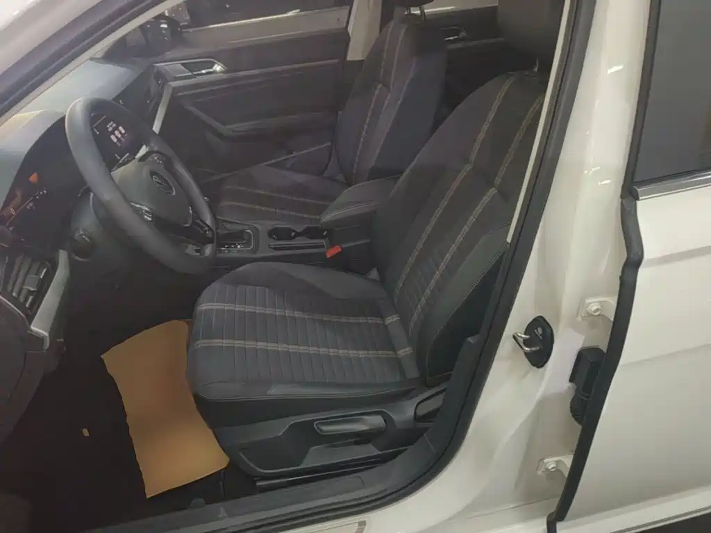 Volkswagen Lavida — миниатюра 15