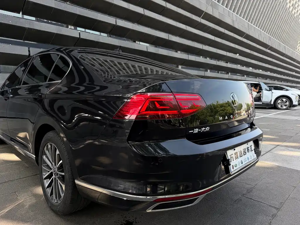 Volkswagen Magotan — миниатюра 7
