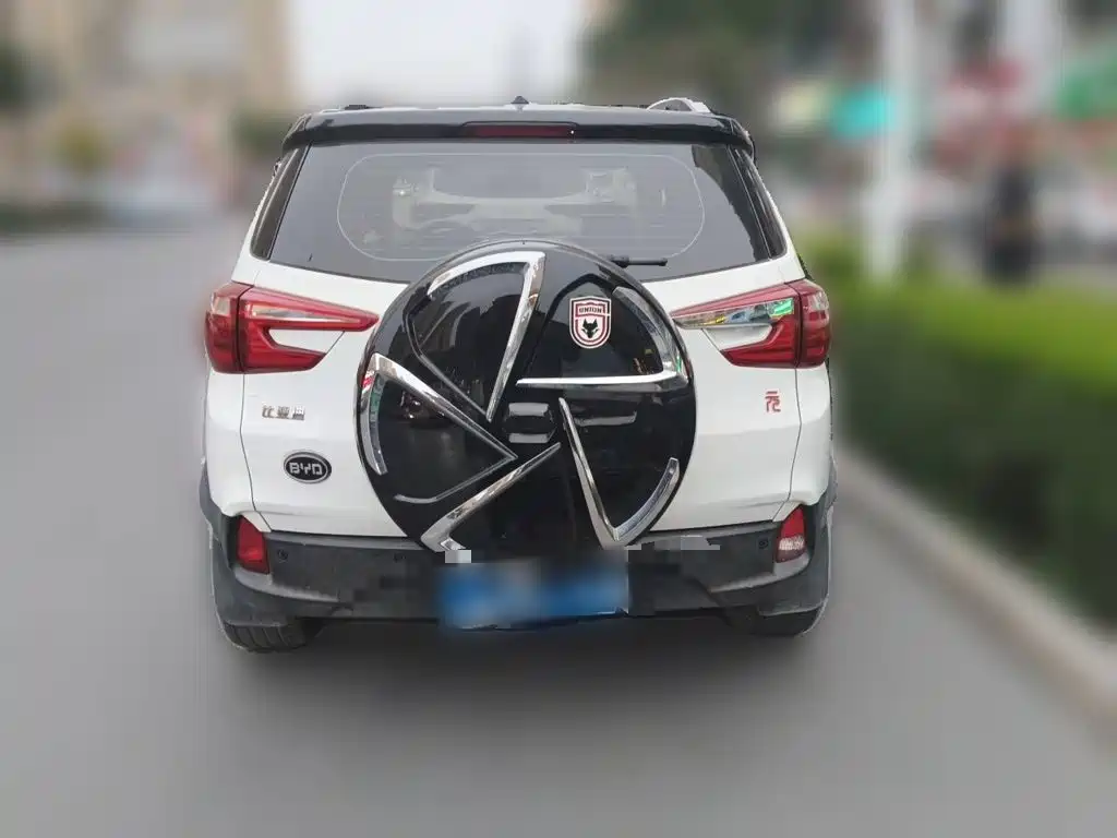 BYD Yuan — миниатюра 3