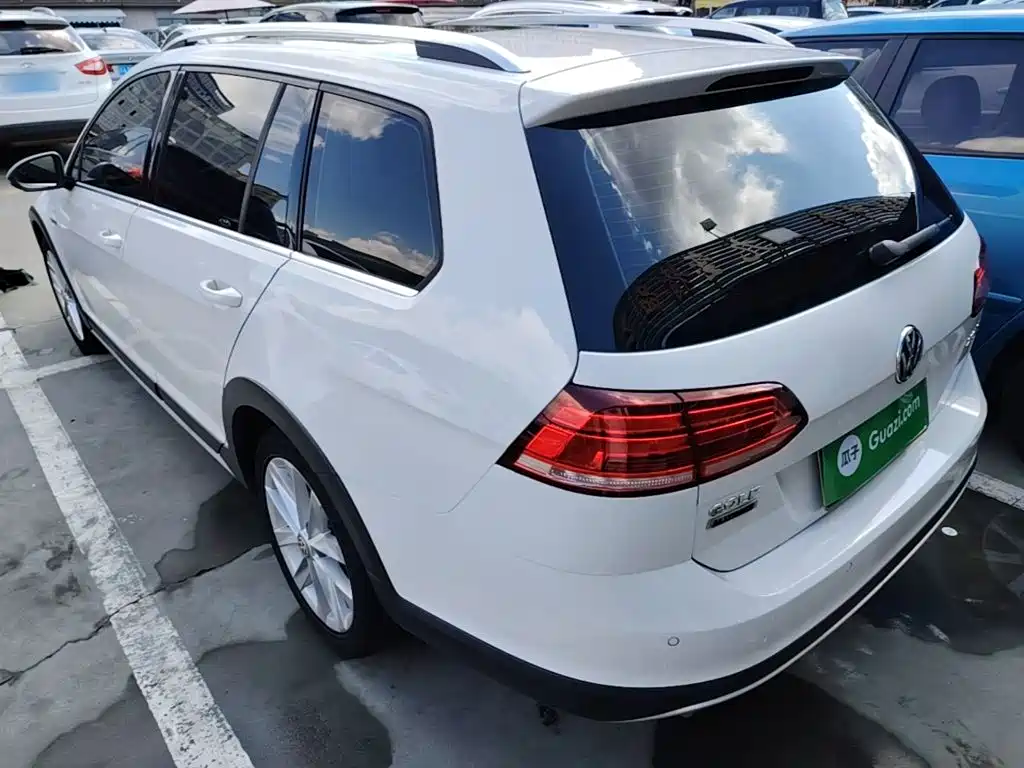 Volkswagen Golf (Import) — миниатюра 5