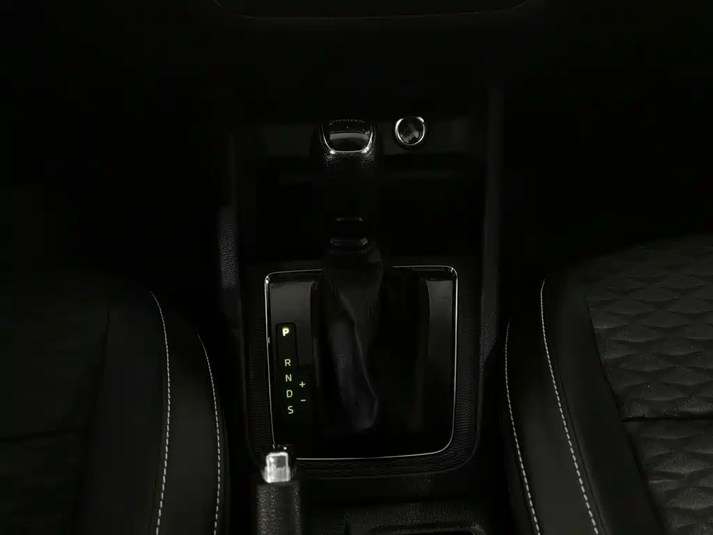 Skoda Kamiq — миниатюра 13