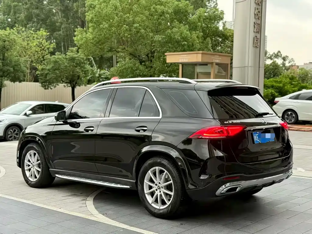 Mercedes-Benz GLE (Import) — миниатюра 7
