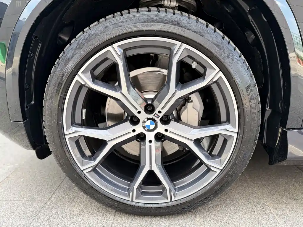 BMW X5 — миниатюра 20
