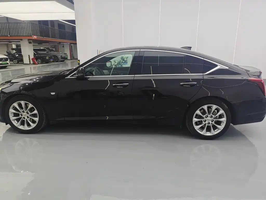 Cadillac CT5 — миниатюра 7
