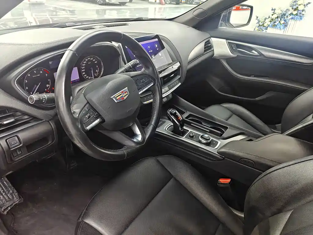 Cadillac CT5 — миниатюра 10