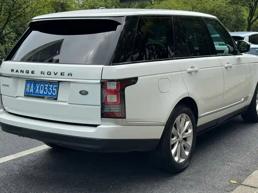 Land Rover Range Rover — миниатюра 4