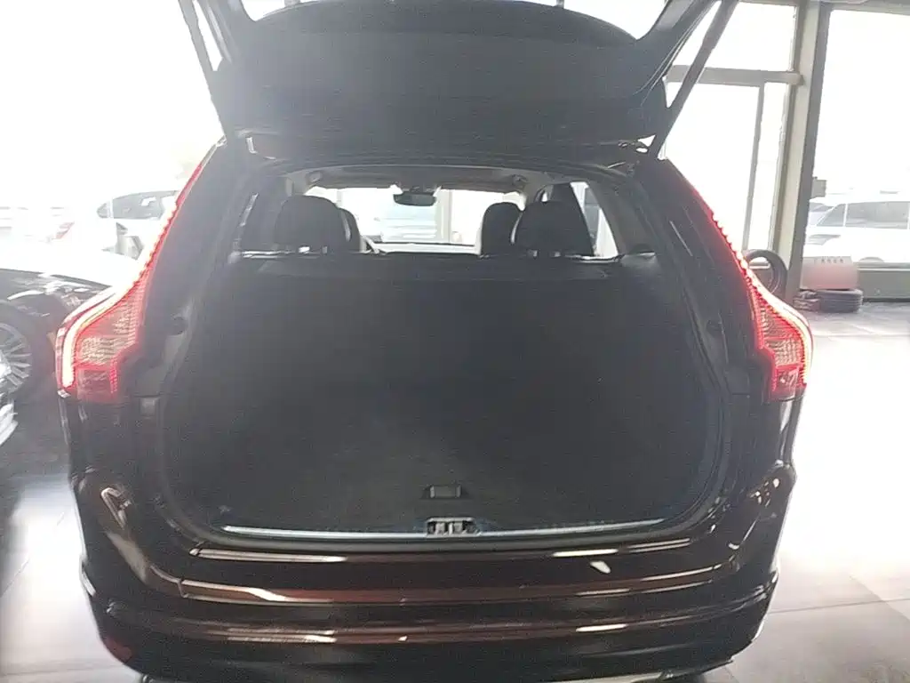 Volvo XC60 (Import) — миниатюра 19