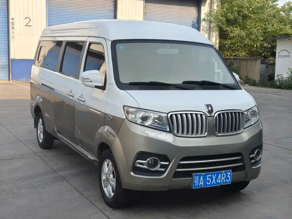 Jinbei Hiace X30L — миниатюра 2